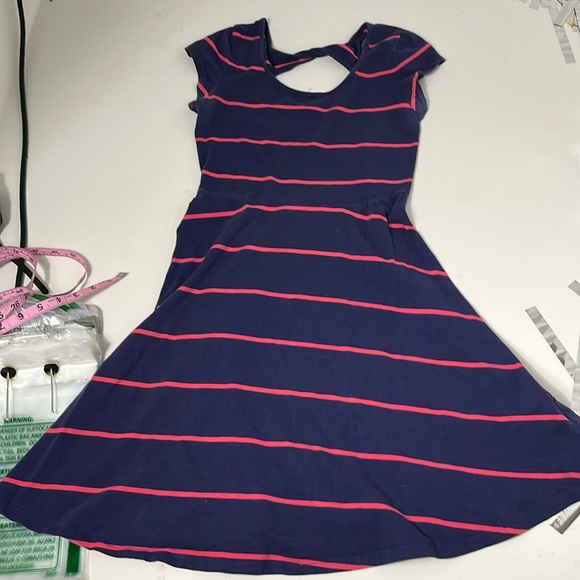 SO Dresses & Skirts - SO Small Navy Blue Red Short Sleeve Twist Back Fit and Flare Dress